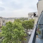 Gorgeous Flat, View On Arc De Triomphe!
